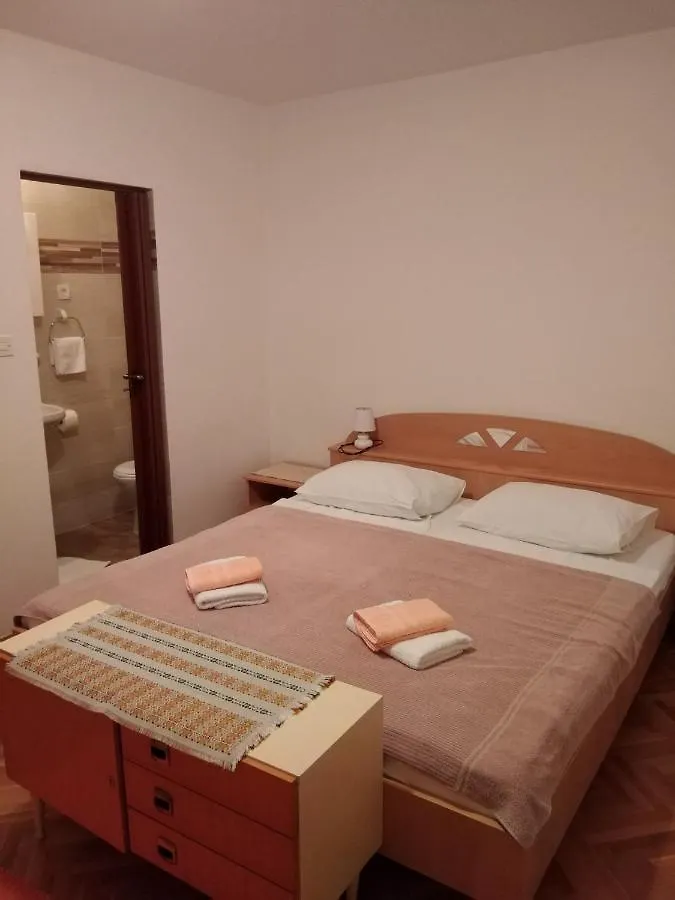 Hotel Soba Zeljka Bribir  0*, Bribir (Primorje-Gorski Kotar) Kroatien